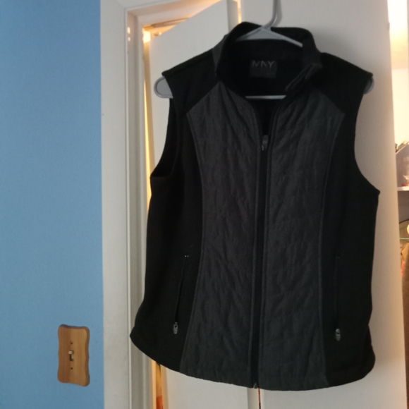 🖤 NWOT Men's Marc New York Black and Gray Puffer Vest Size Medium Cold Weather - Picture 4 of 4